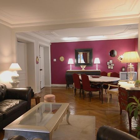 Two-Bedroom Apartment Champs-Elysees Paris Exterior photo