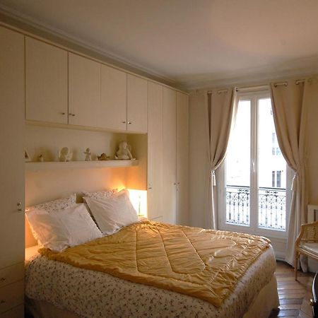 Two-Bedroom Apartment Champs-Elysees Paris Exterior photo