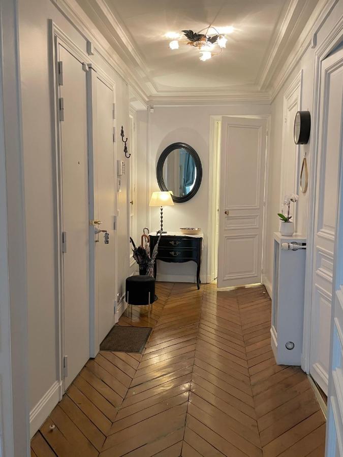 Two-Bedroom Apartment Champs-Elysees Paris Exterior photo