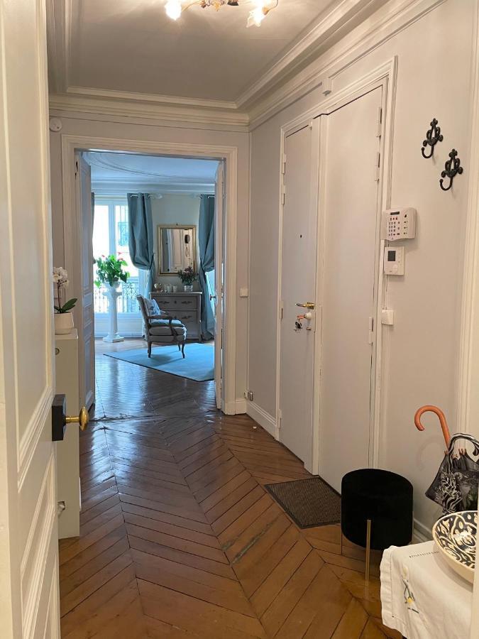 Two-Bedroom Apartment Champs-Elysees Paris Exterior photo